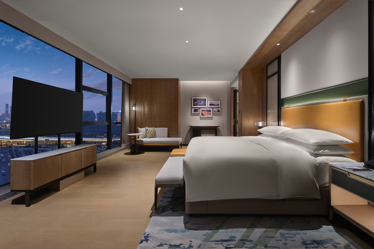 Room 5, DoubleTree by Hilton Zhengzhou East, Zhengzhou