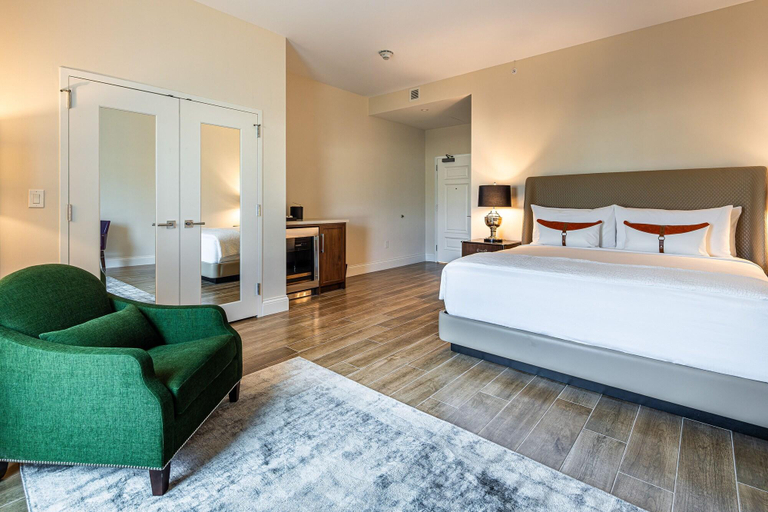 Bedroom 3, The Riding Academy Hotel, Marion