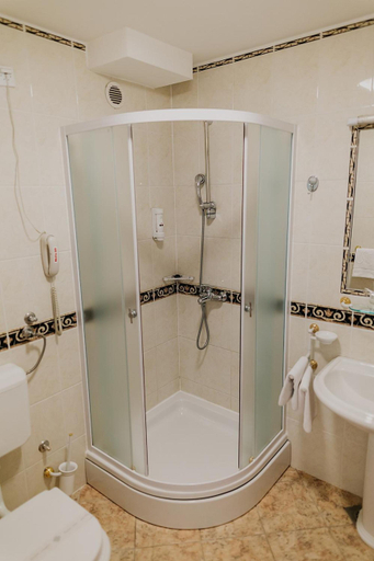 Bathroom 4, Hotel Silver, Osijek