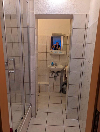 Bathroom 3, Hotel Heideklause, Köln