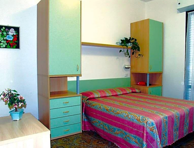 Room 4, Hotel Basilea, Rimini