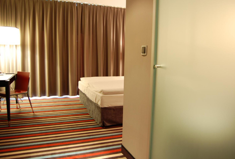 Bedroom 2, Silver Hotel Gokart Center, Szczecin