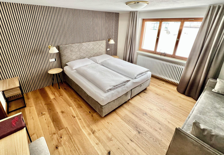 Bedroom 3, Haus Schrofenstein, Bludenz