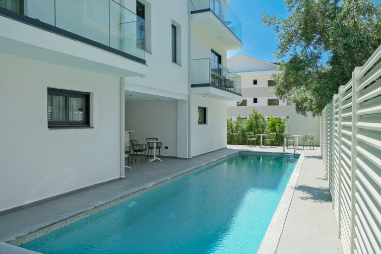 Pool 2, Karbelsuncity, Fethiye