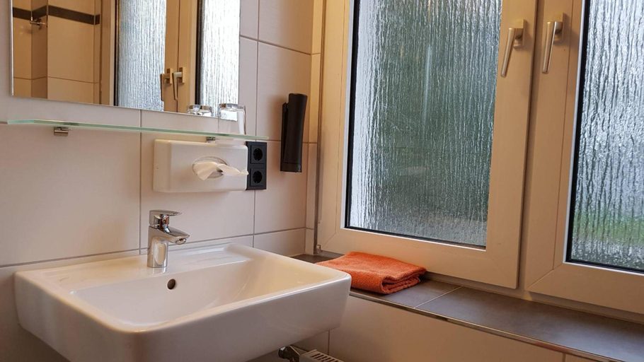 Bathroom 5, Hotel Walz, Paderborn