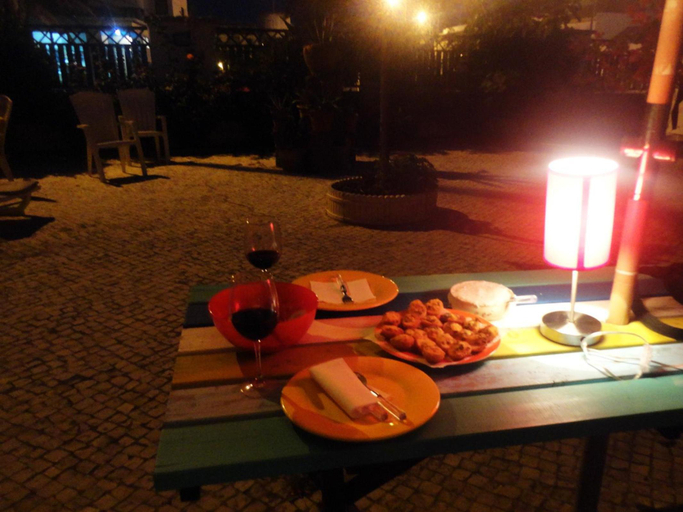 Food & Drinks 5, West Coast Surf Hostel, Lourinhã