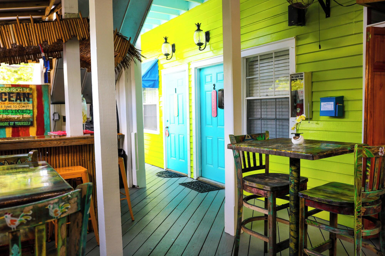 Food & Drinks 4, Caribbean House, Monroe