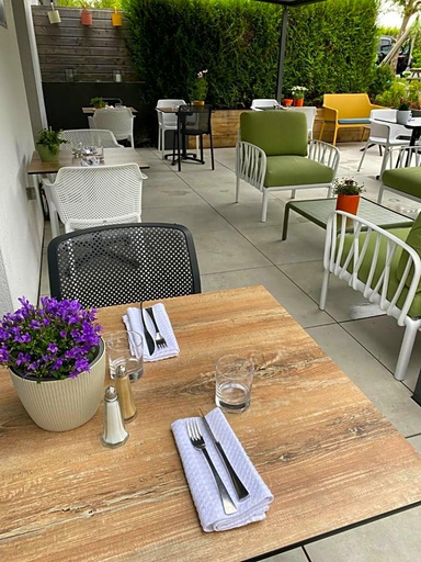 Public Area 3, Hotel Restaurant L Eskemm St Brieuc Trv Gueux, Côtes-d'Armor