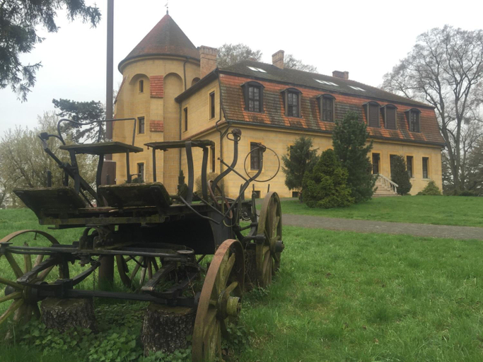 Exterior & Views 2, Zamek Dobra, Oleśnica