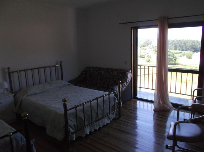 Bedroom 3, Albergue Constantino Al, Paredes de Coura