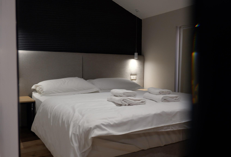 Bedroom 2, D rooms City-center Tirana, Tirana