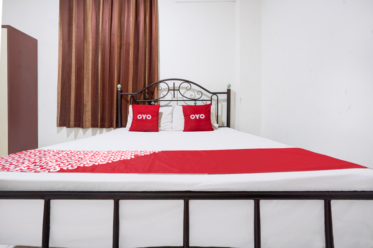 Room 5, Hotel O Rappocini Near Rsia Paramount, Makassar