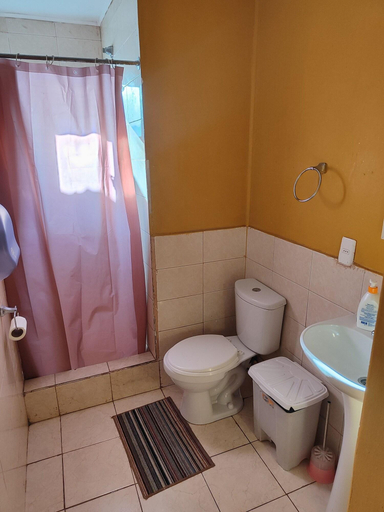 Bathroom 4, Alma Patagona Hostel Coyhaique, Coihaique