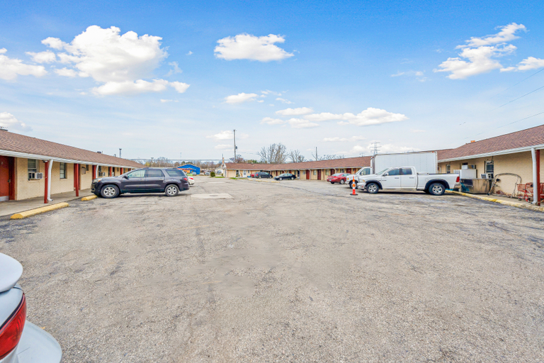 General view 4, Flint Motel by OYO MI Near I-475, Genesee