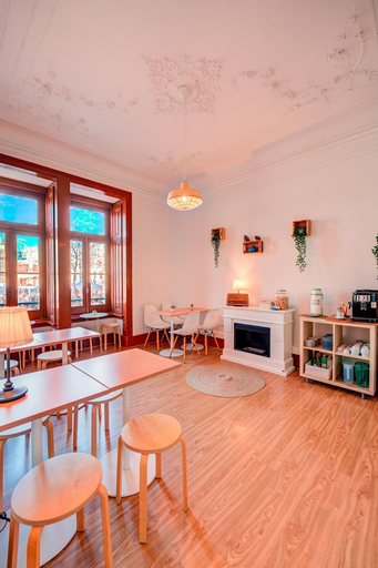 Food & Drinks 5, Chalet D Ávila Guest House, Lisbon