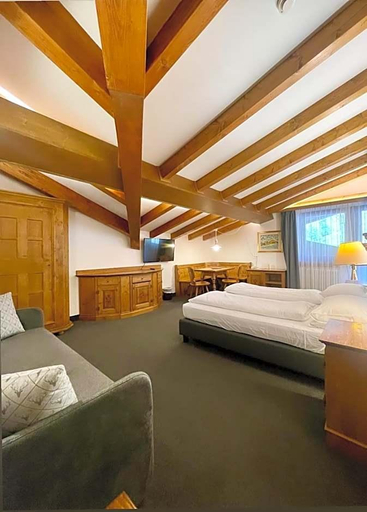 Bedroom 3, Croce Bianca Leisure & Spa Hotel, Trento