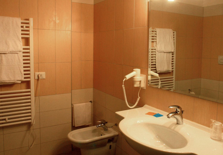 Bathroom 4, Silver Residence Hotel, Reggio Nell'Emilia