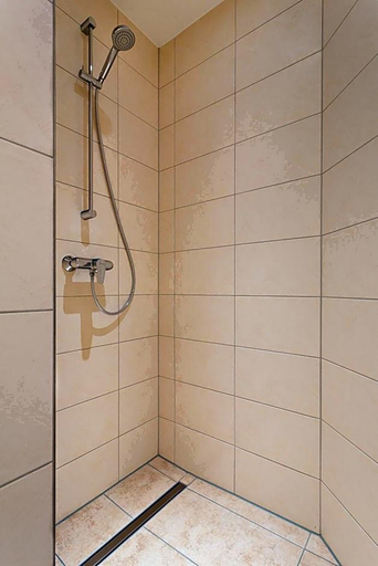 Bathroom 4, Hotel Sixt, Kelheim