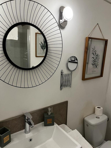Bathroom 4, Le Chateau D Argens, Var