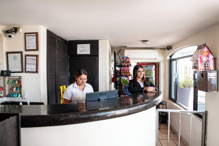 Public Area, Hotel Vistamar, Mazatlán