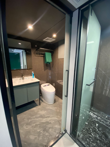 Bathroom 3, Jacksons Retreat Alpine Holiday Park, Westland