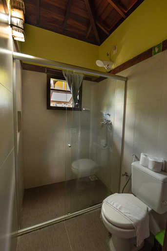 Bathroom 5, Areia Branca Apart Hotel, Cairu