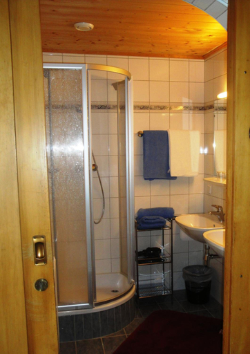 Bathroom 3, Hotel Pension Schwaiger, Tamsweg
