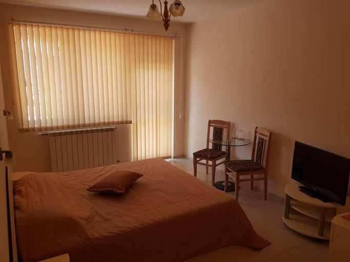 Bedroom 5, Hotel Royal, Svilengrad