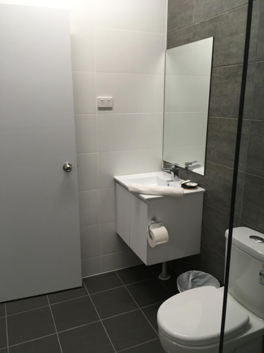 Bathroom 3, Escape On Lake, Cairns
