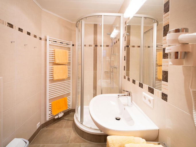 Bathroom 3, Alpengasthof Draxler, Sankt Johann im Pongau