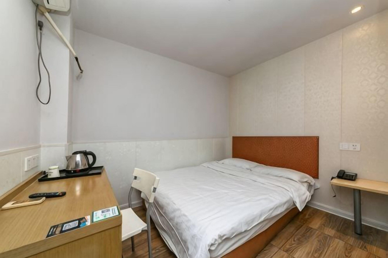 Bedroom 3, Xiangru Chain Hotel (Shanghai Caogen, Shanghai