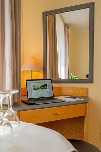 Room 3, Hotel Waghv Useler Hof Gmbh, Karlsruhe