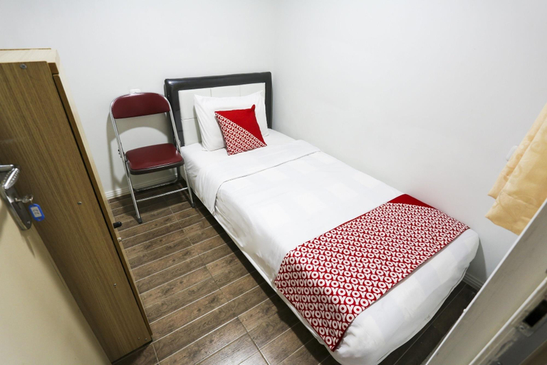 Room 2, Capital O 3300 Nadjara Residence Syariah, Pekanbaru