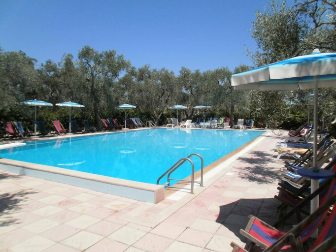 Pool 2, Residence Baia Del Gallo, Foggia