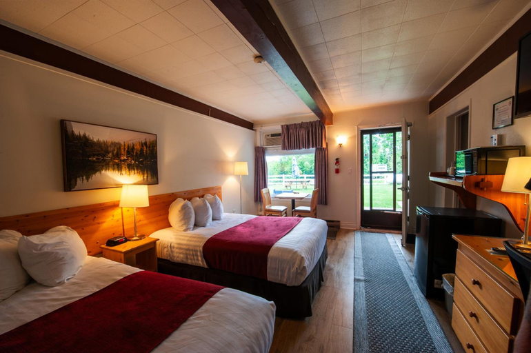 General view 3, Lakeview Motel, Haliburton