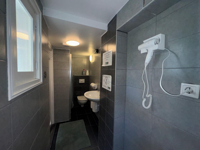 Room 4, Cosmos Amsterdam, Amsterdam