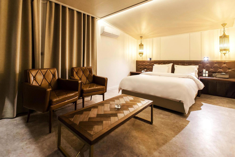 Bedroom 2, YAJA Daegu Dongseongro Seomunsijang, Buk