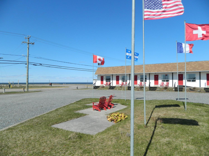 Exterior & Views 2, Motel Camping Le Pirate, La Haute-Gaspésie