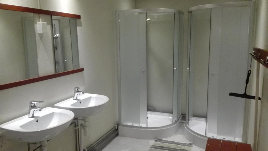 Bathroom 4, Alcatraz, Bengtsfors