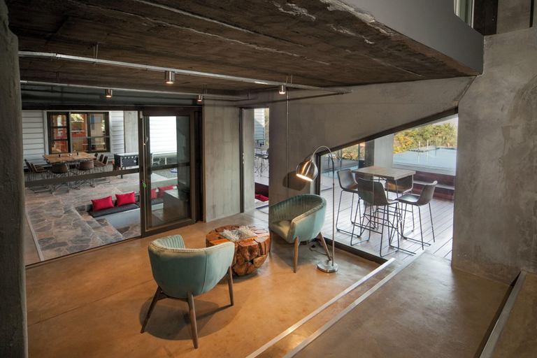 Public Area, Mister C Guest House, Bojanala