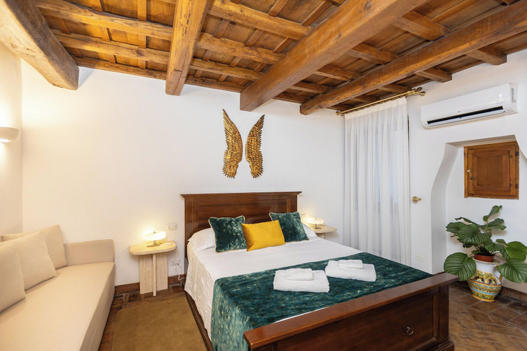 Bedroom 3, TimeRoma Suites, Rome