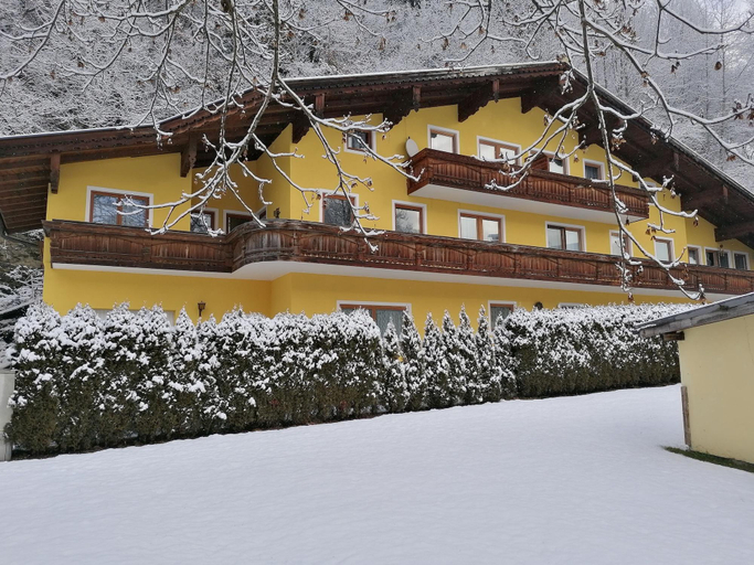 General view 3, Heilbad Burgwies, Zell am See