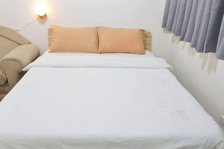 Room 4, Sukhumvit 81 Haven House- BTS Onnut, Phra Khanong
