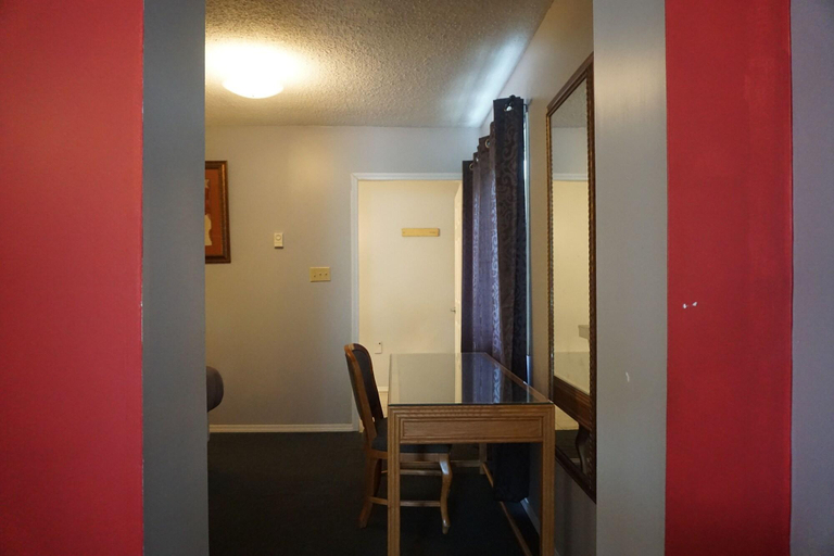 Others 5, The Mighty Fraser Motel, Fraser Valley