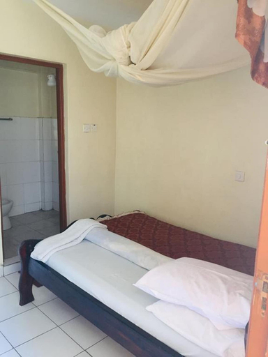 Bedroom 5, Sir James Hotel, Langata