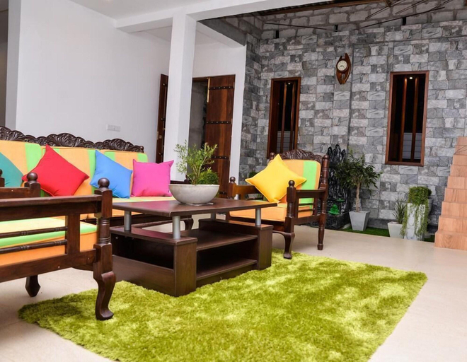 Public Area 3, Green View Homestay, Akmeemana
