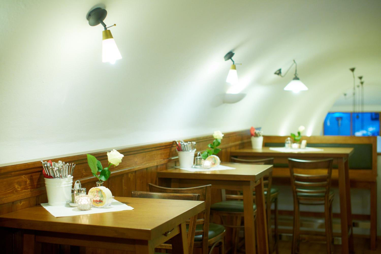 Food & Drinks 5, Rathauskeller Melk, Melk