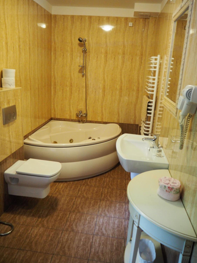Bathroom 4, Hotel Europa Gornicza Strzecha, Jelenia Góra