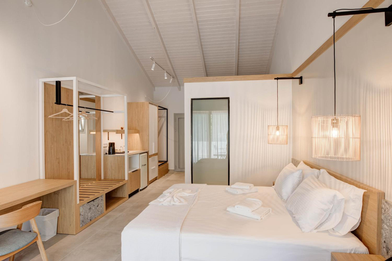 Bedroom 2, Alboro Seaside Suites, Epirus