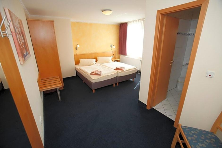 Bedroom 4, Zur Waldlust, Frankfurt am Main